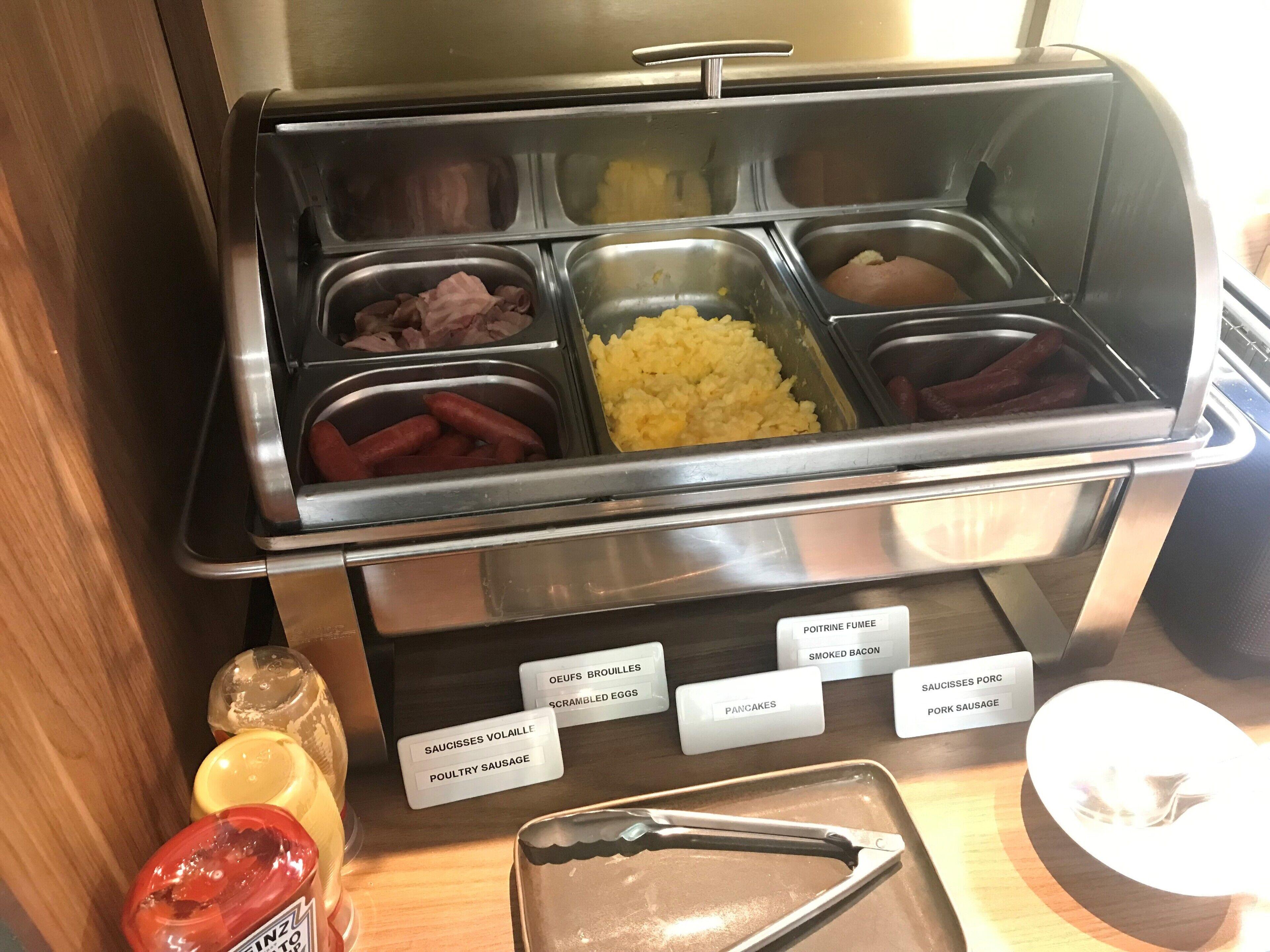 Des Nations Saint Germain Hotel